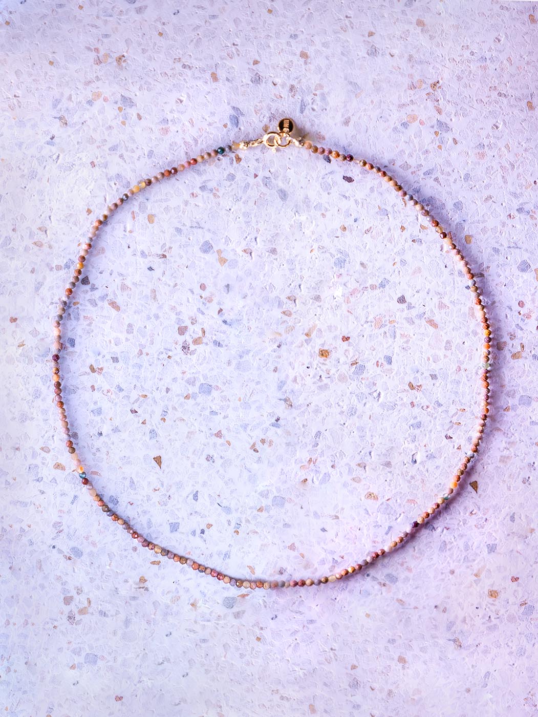 naszyjnik z nudziakowych kamieni brązowe kamienie naturalne jesienny naszyjnik nude