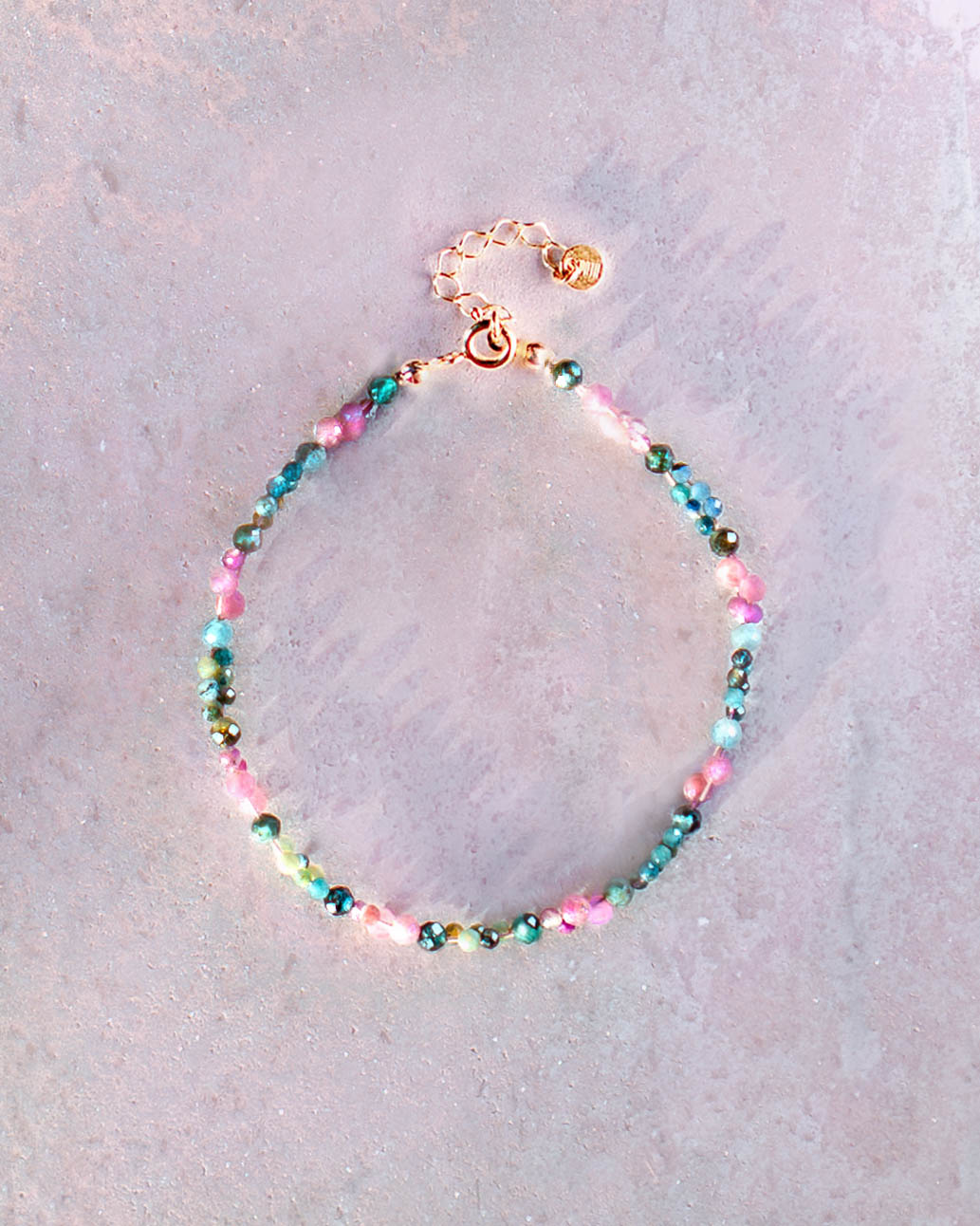 bransoletka z naturalnych turmalinów kamień ochronny