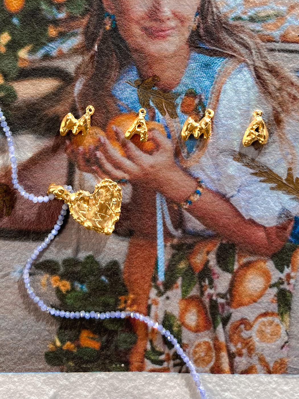 naszyjnik mama prezent dla mamy literki biżuteria z literkami